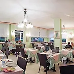 Ξενοδοχείο Michela Marina di Massa