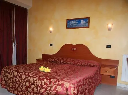 Michela Otel Marina di Massa