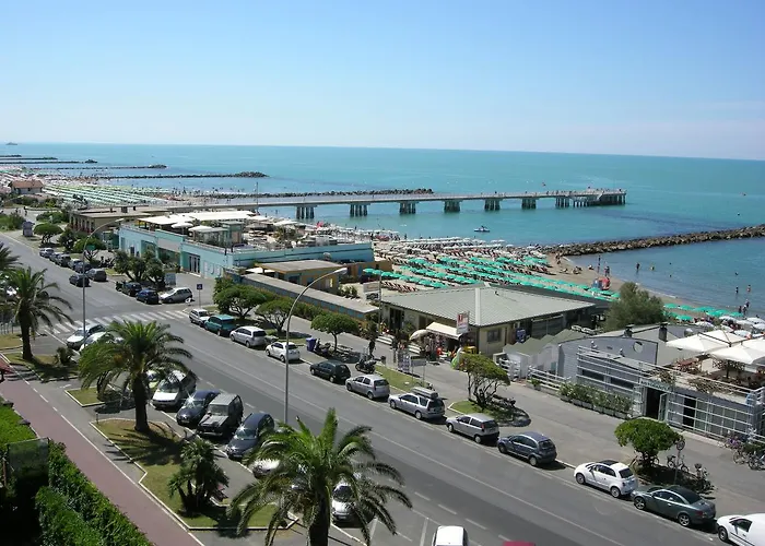 Michela 3* Marina di Massa