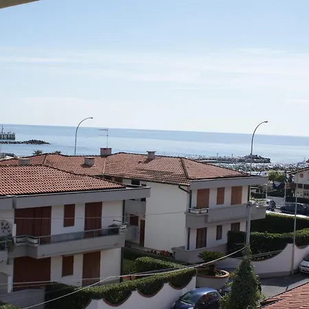 Michela Marina di Massa