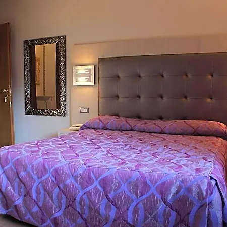 Michela Hotel 3*
