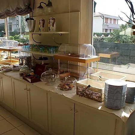 Hotel Michela 3*