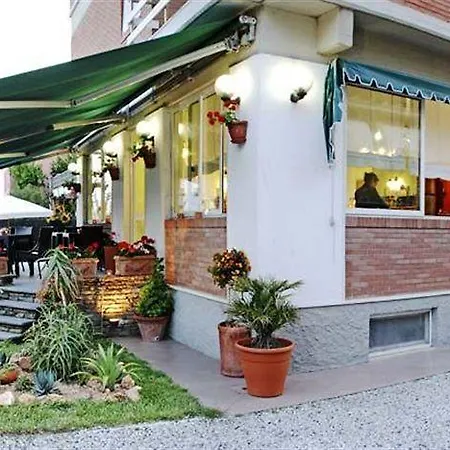Michela Hotel