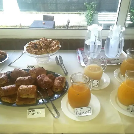 Michela Hotel